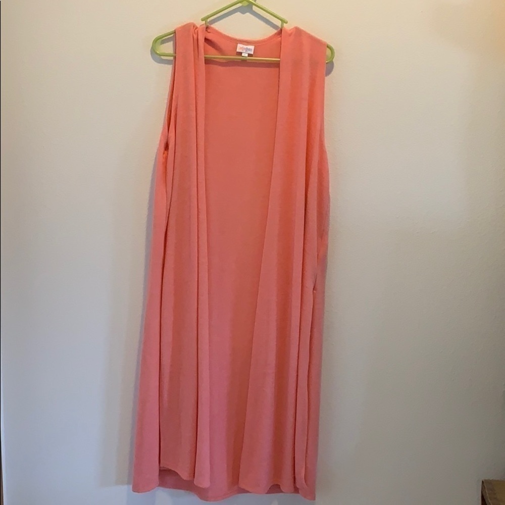 LuLaRoe Peach long tunic cover size M. Style Joy.​​​​​​​​​​​​​​​​​​​​​